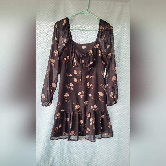 Garage Tiered Chiffon Dress - Jet Black Floral Sz L - Picture 2 of 5